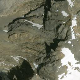 Satellite imagery of Duchesnay Pass, CA