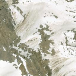 Satellite imagery of Duchesnay Pass, CA