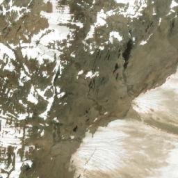 Satellite imagery of Glacier Peak, CA