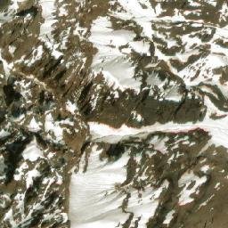 Satellite imagery of Ringrose Peak, CA