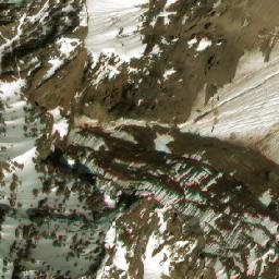 Satellite imagery of Ringrose Peak, CA