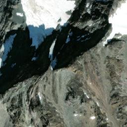 Satellite imagery of Mount MacAdams, CA
