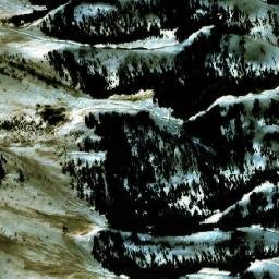 Satellite imagery of Ursus Minor Mountain, CA