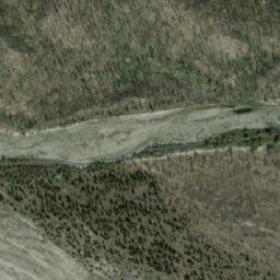 Satellite imagery of Phantom Crag, CA