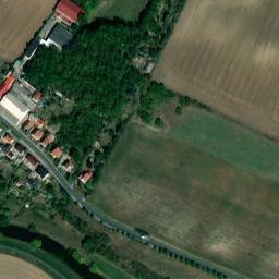 Satellite imagery of Weinberg, DE