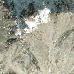 Satellite imagery of Mount Vaux, CA