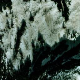 Satellite imagery of Ross Peak, CA