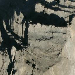 Satellite imagery of Cascade Mountain, CA