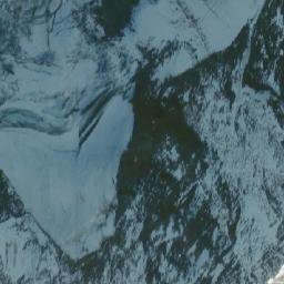 Satellite imagery of Regal Peak, CA