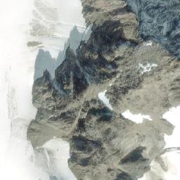 Satellite imagery of Dauntless Mountain, CA