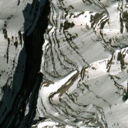 Satellite imagery of Mount Peechee, CA