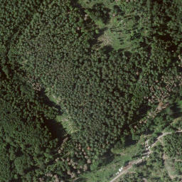 Satellite imagery of Weinberg, DE