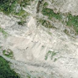 Satellite imagery of Mount Klattasine, CA