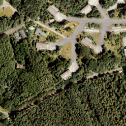 Satellite imagery of 400, NL
