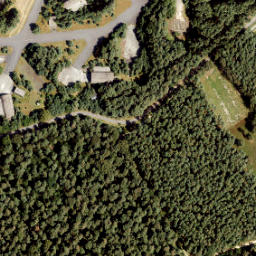 Satellite imagery of 400, NL