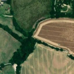 Satellite imagery of Starborough Castle, GB