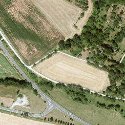 Satellite imagery of Plesse, DE