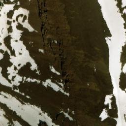 Satellite imagery of Fairholme Range, CA