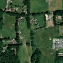Satellite imagery of Thunderfield Castle, GB