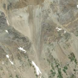 Satellite imagery of Cluckata Ridge, CA
