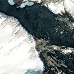 Satellite imagery of Mount Selwyn, CA