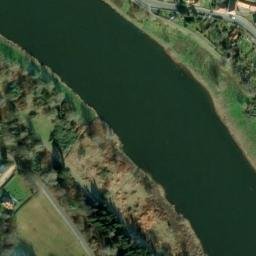 Satellite imagery of Schloss Siebeneichen, DE