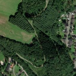Satellite imagery of Burg Borghausen, DE