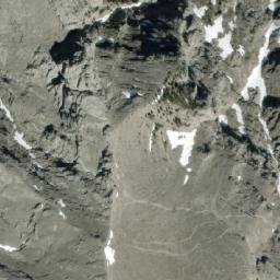 Satellite imagery of Mount Laurie (Îyâmnathka), CA