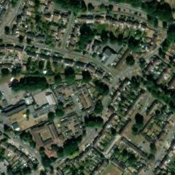 35 Buckmans Road, Crawley, West Sussex Satellite Map