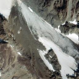 Satellite imagery of Altruist Mountain, CA