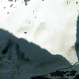 Satellite imagery of Foster Peak, CA
