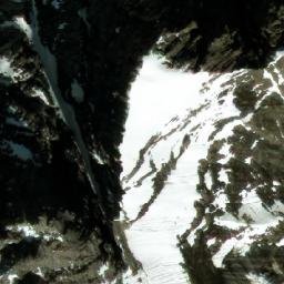 Satellite imagery of Foster Peak, CA