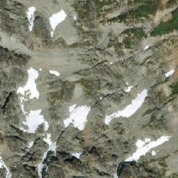 Satellite imagery of Friendly Peak, CA
