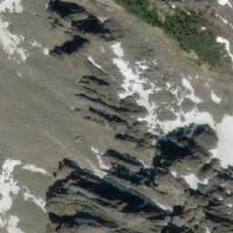 Satellite imagery of Cairn Mountain, CA