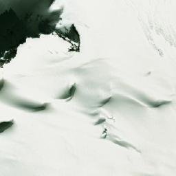 Satellite imagery of Fulgurite Peak, CA