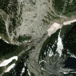 Satellite imagery of Mount McGillivray, CA