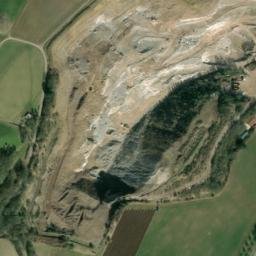 Satellite imagery of Weinberg, DE