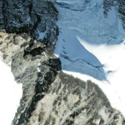 Satellite imagery of Mount Winstone, CA