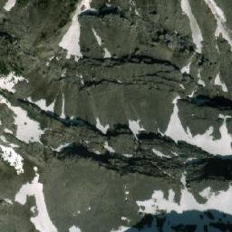 Satellite imagery of Windtower, CA