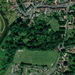 Satellite imagery of Downton Moot Close, GB