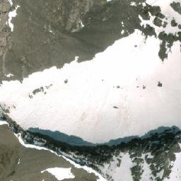 Satellite imagery of Windtower, CA