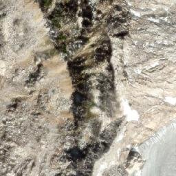 Satellite imagery of Omoo Peak, CA