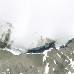 Satellite imagery of Richards Peak, CA