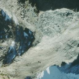 Satellite imagery of Mount MacKinlay, CA