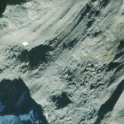 Satellite imagery of Mount MacKinlay, CA