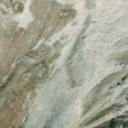 Satellite imagery of Mount Fafnir, CA