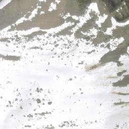 Satellite imagery of Lakes Peak, CA