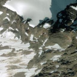 Satellite imagery of Lakes Peak, CA