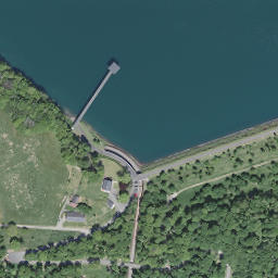 Satellite imagery of Heidberg, DE