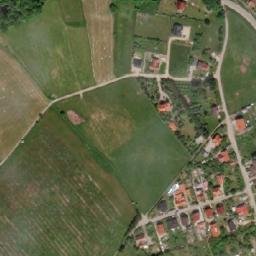Satellite imagery of Swiny - Ruiny zamku, PL